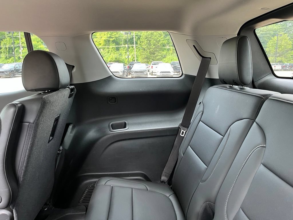 Used 2023 GMC Acadia SLT w/ Preferred Package FWD image 27