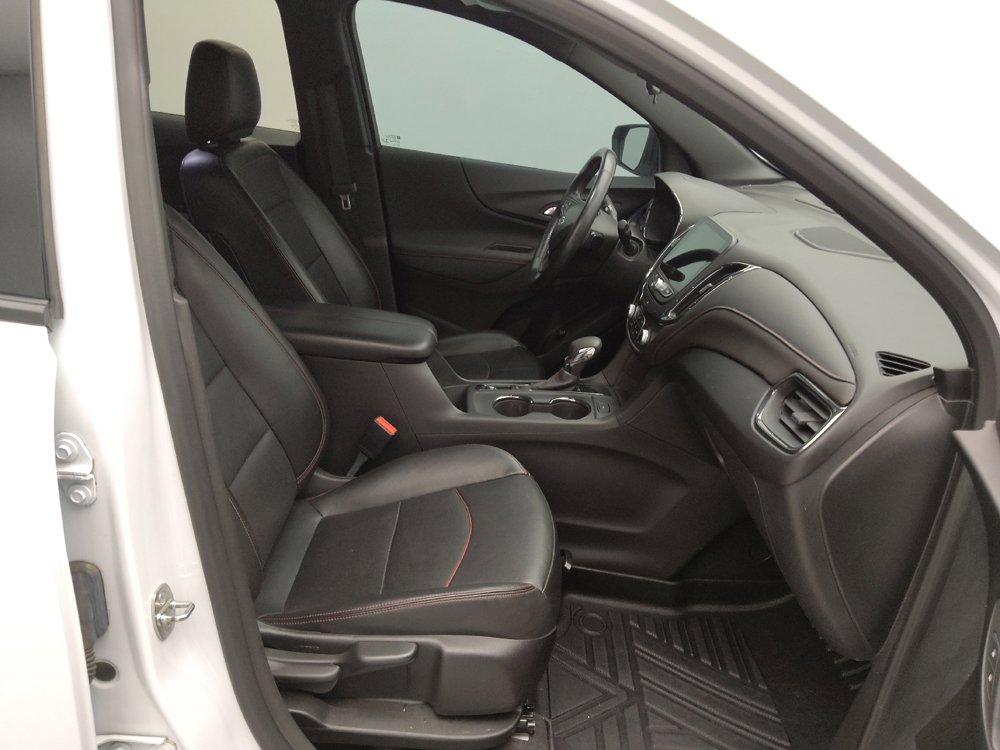 Used 2022 Chevrolet Equinox RS w/ RS Leather Package image 21