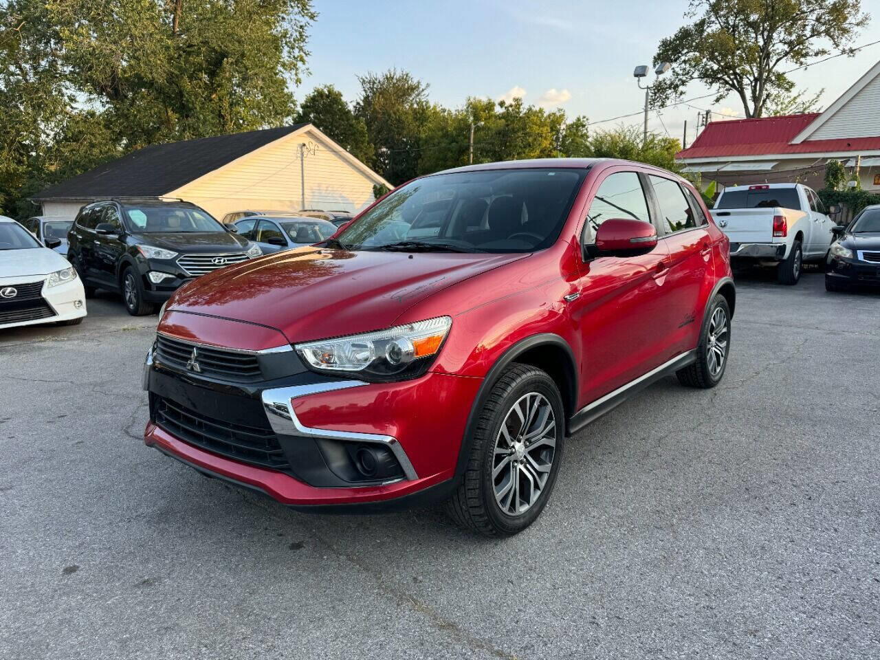 Used 2016 Mitsubishi Outlander Sport SE AWD/4WD image 2