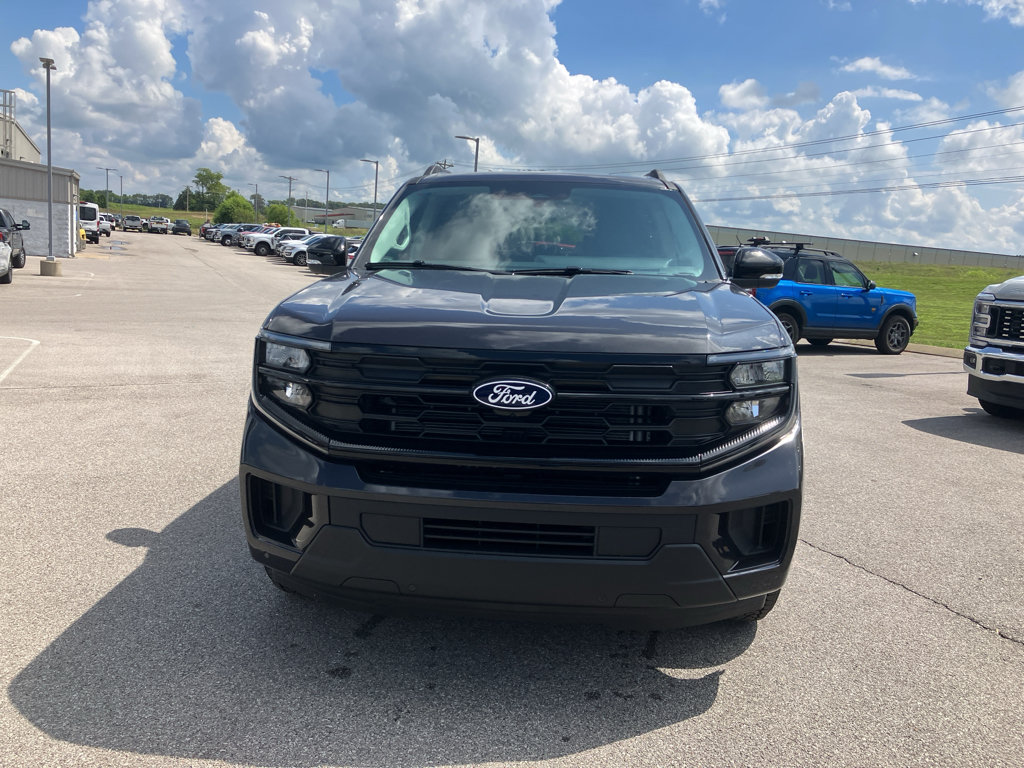 New 2027 Ford Expedition Active AWD/4WD image 2