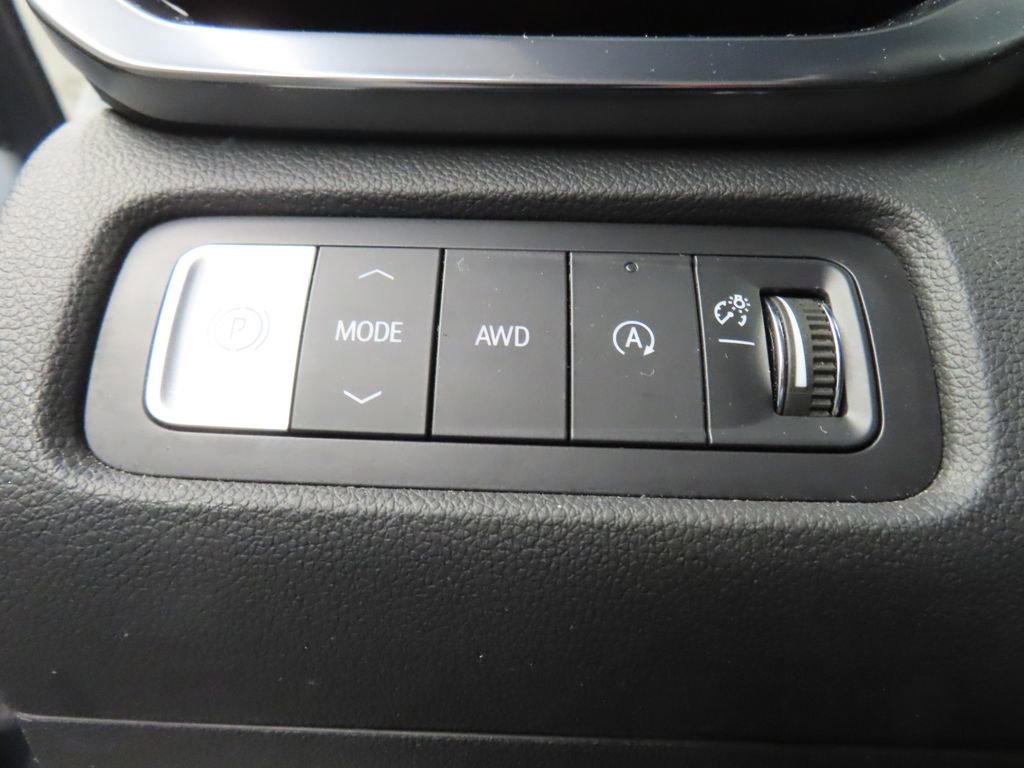 Used 2024 GMC Acadia AT4 w/ Luxury Package image 54