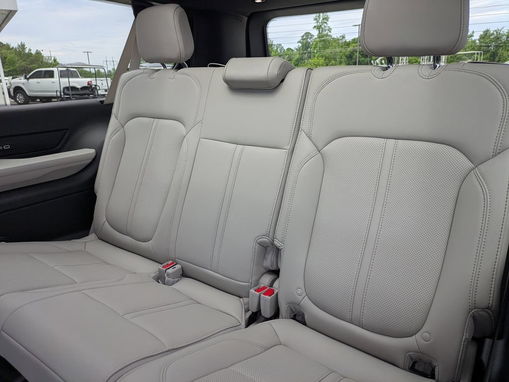 New 2026 Jeep Grand Wagoneer L Limited AWD/4WD image 19