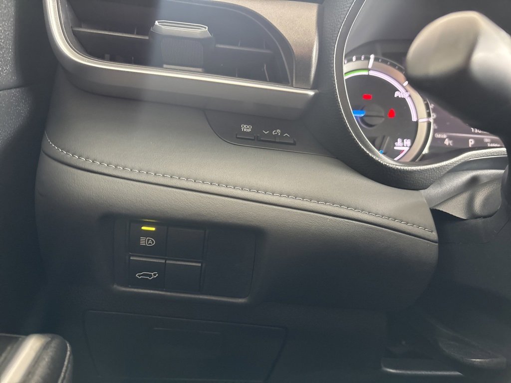 Used 2024 Toyota Highlander LE image 14