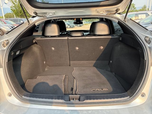 Used 2017 Toyota Prius Four w/ Advanced Technology Package FWD image 29