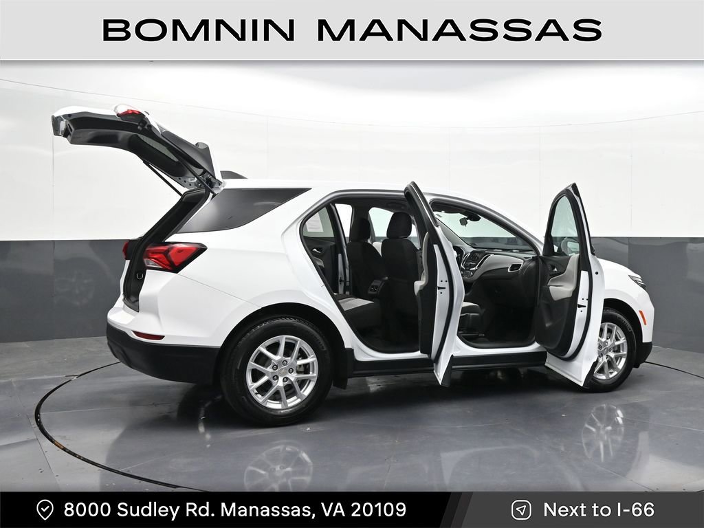 Used 2022 Chevrolet Equinox LS w/ LS Convenience Package image 38