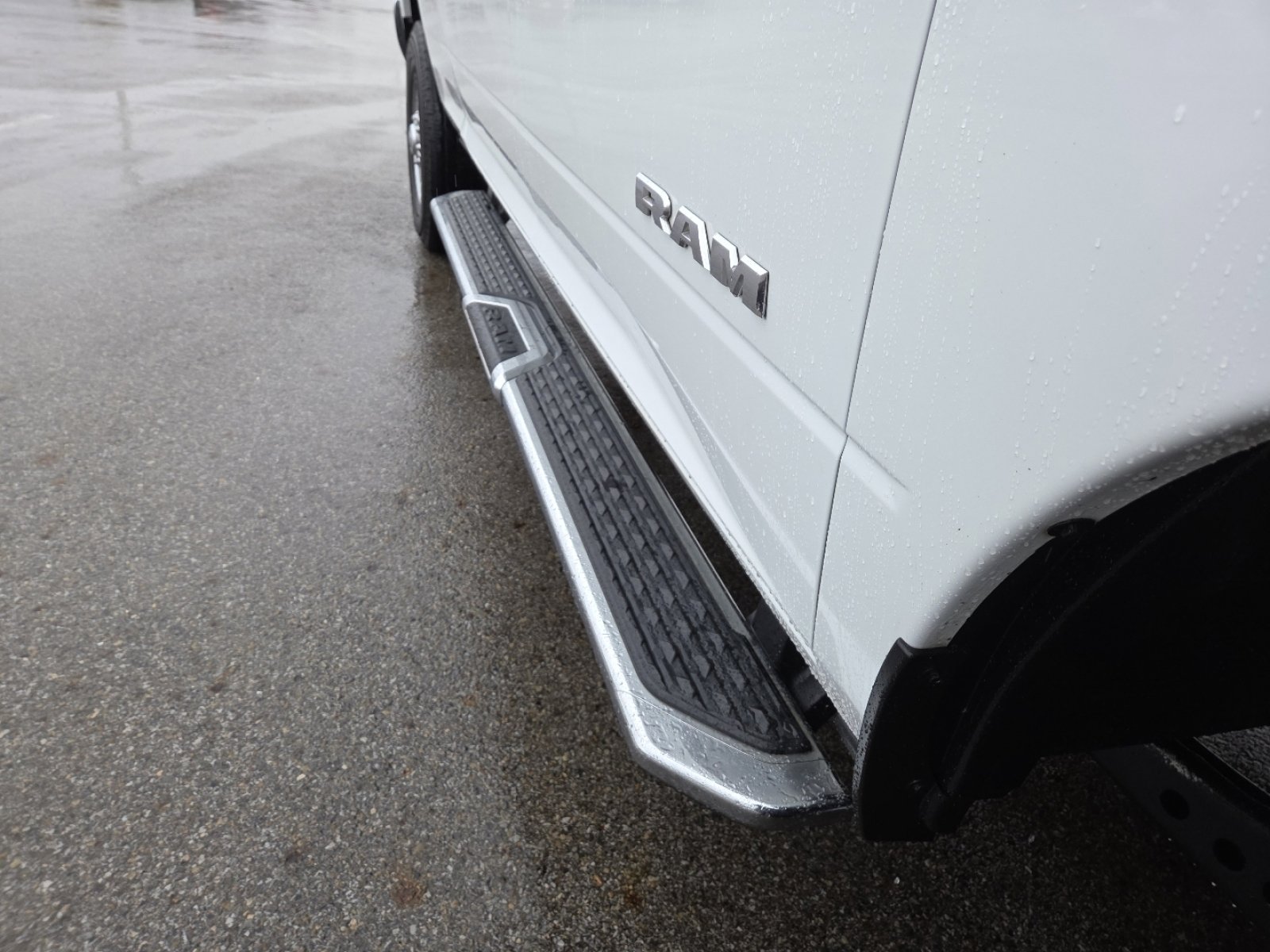 Used 2022 RAM 2500 Big Horn image 9