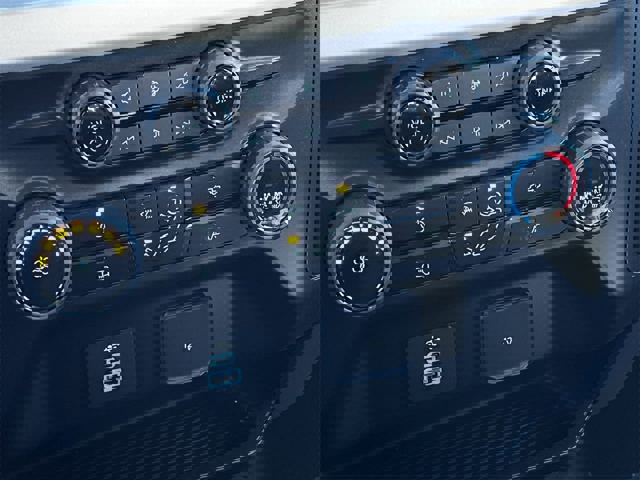 Used 2024 Ford F250 XLT image 18