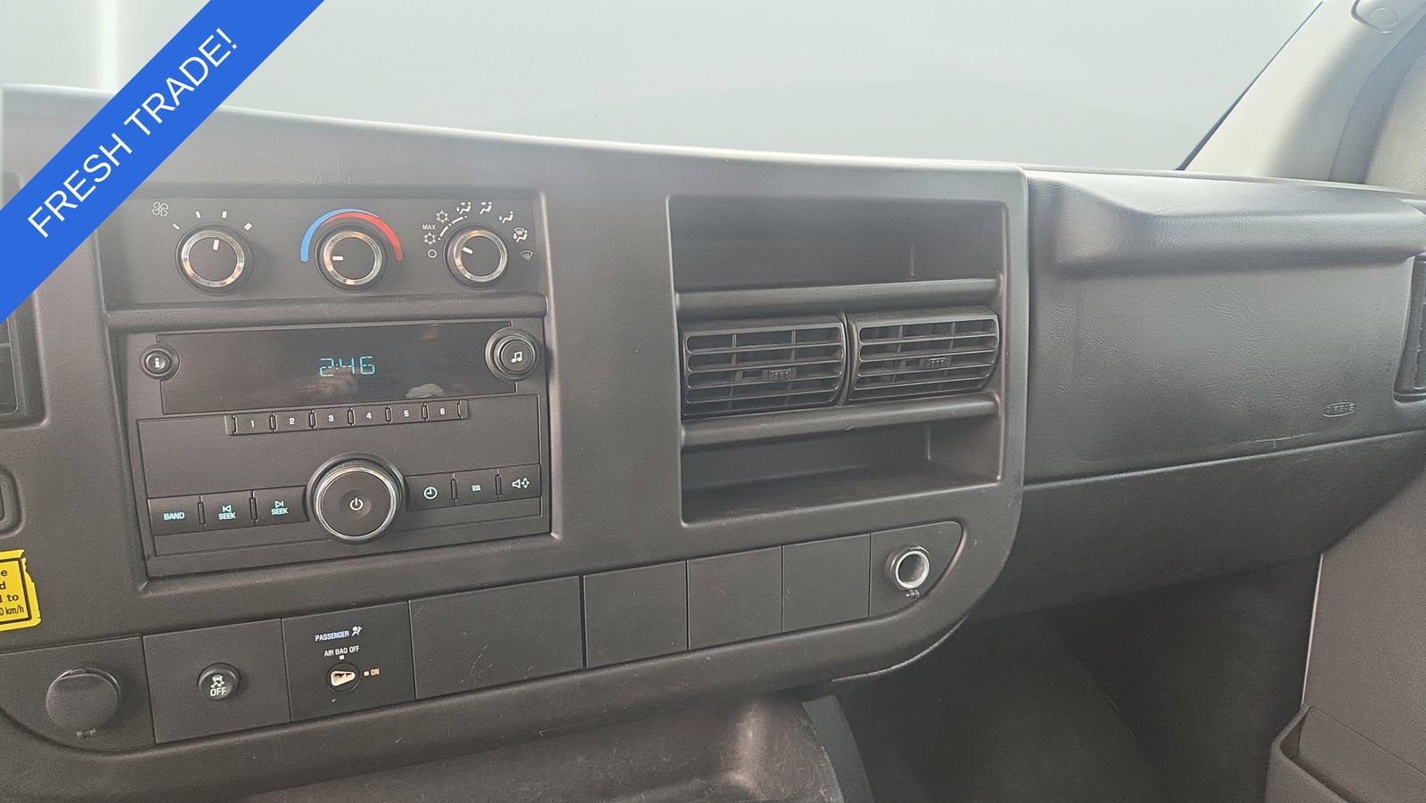 Used 2012 Chevrolet Express 2500 RWD image 16