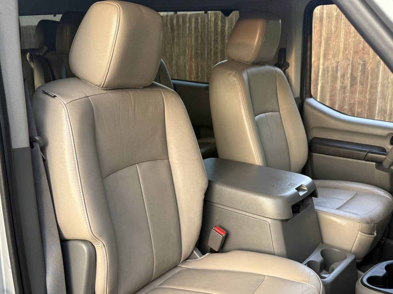 Used 2018 Nissan NV 3500 SL RWD image 20