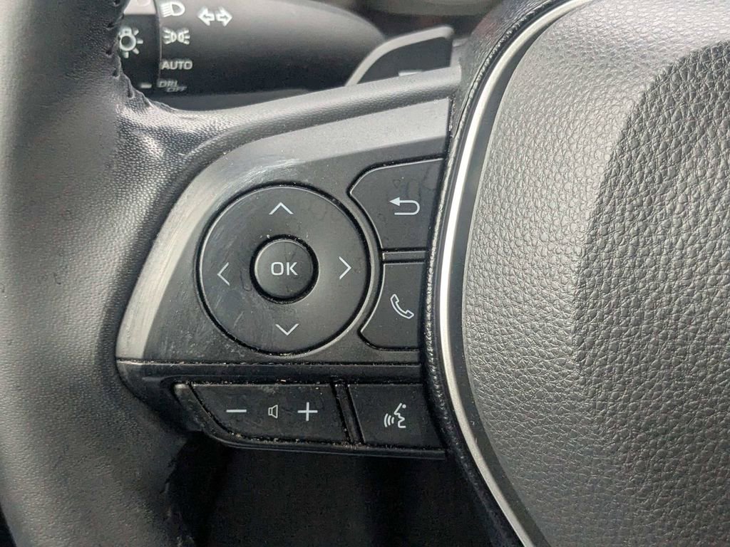 Used 2020 Toyota Corolla SE image 24