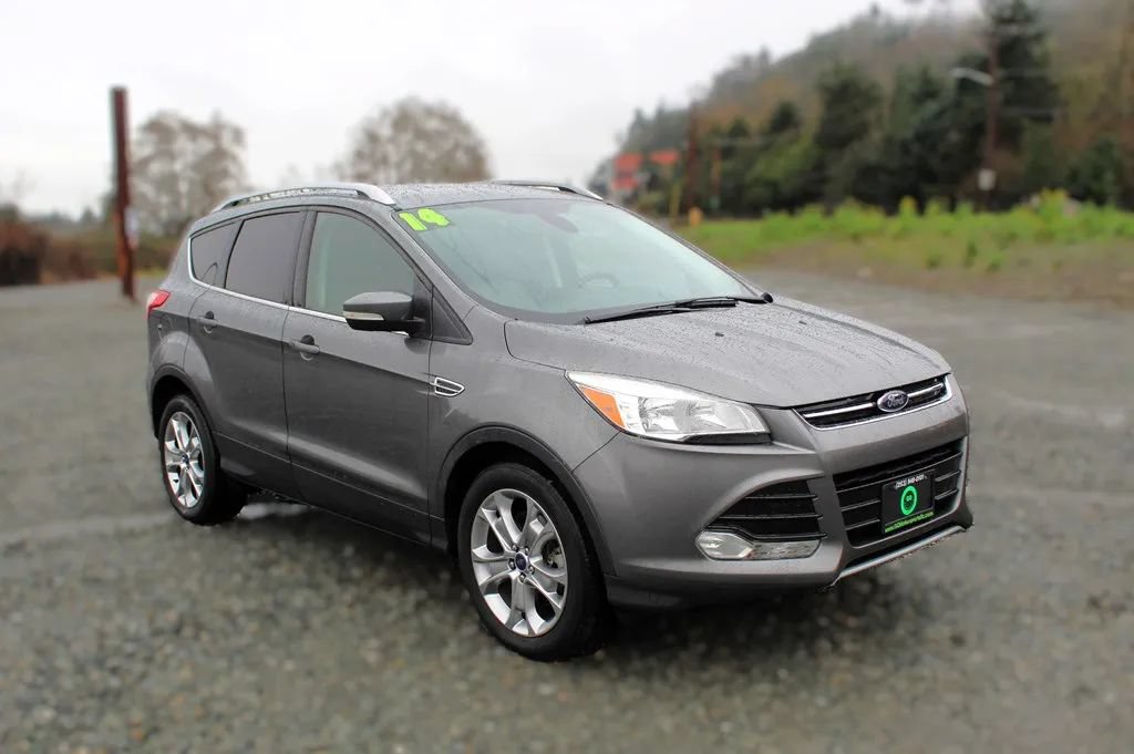 Used 2014 Ford Escape Titanium FWD image 1