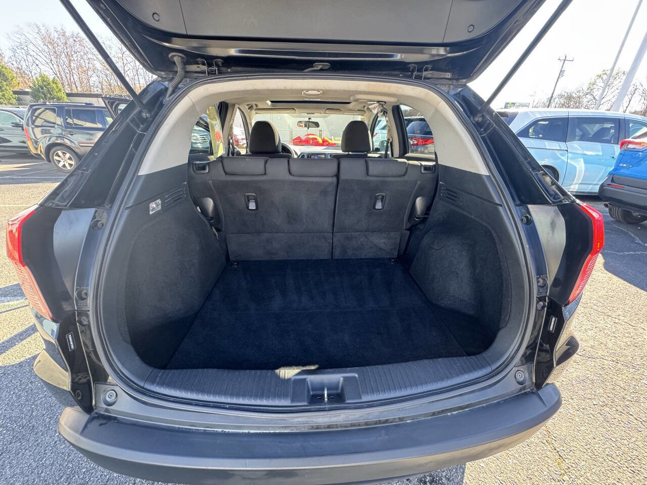 Used 2017 Honda HR-V EX image 29