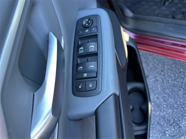 Used 2021 RAM 1500 Big Horn image 25