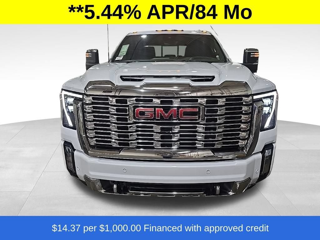 New 2026 GMC Sierra 3500 Denali w/ Denali Reserve Package AWD/4WD image 2