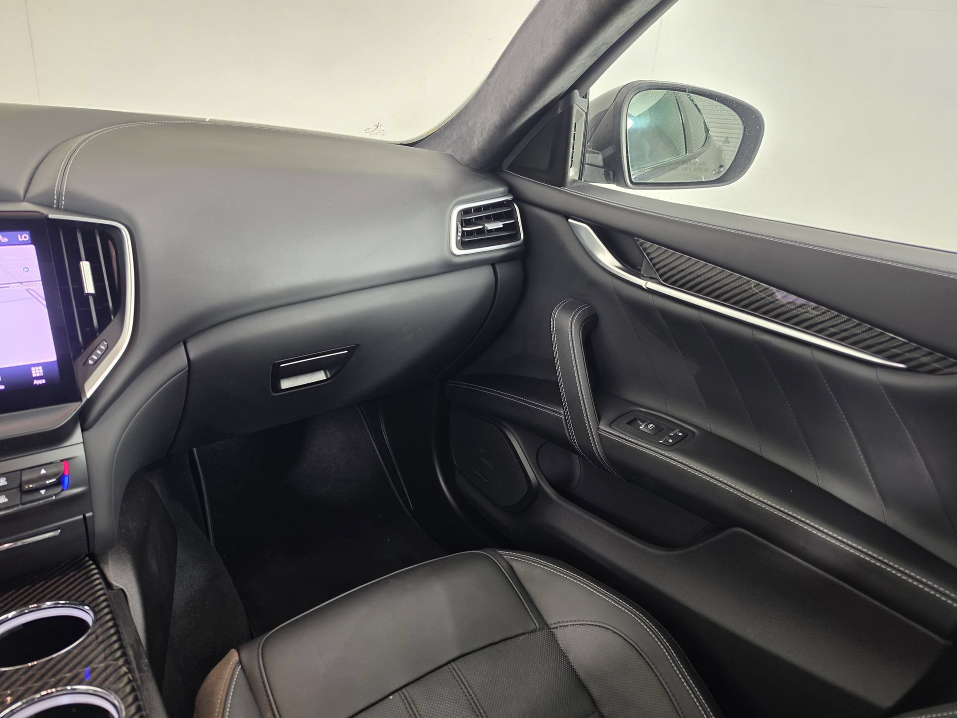 Used 2023 Maserati Ghibli Modena Q4 AWD/4WD image 4