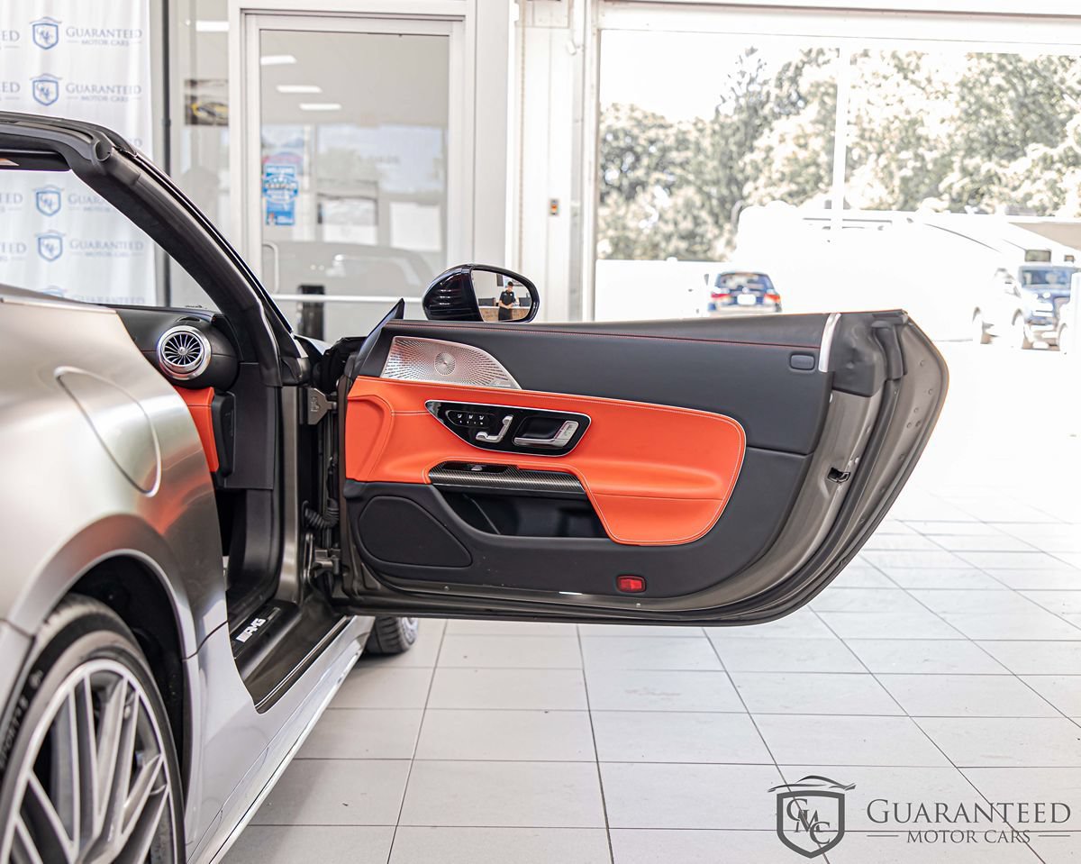 Used 2022 Mercedes-Benz SL 63 AMG 4MATIC w/ AMG Aerodynamic Package image 32