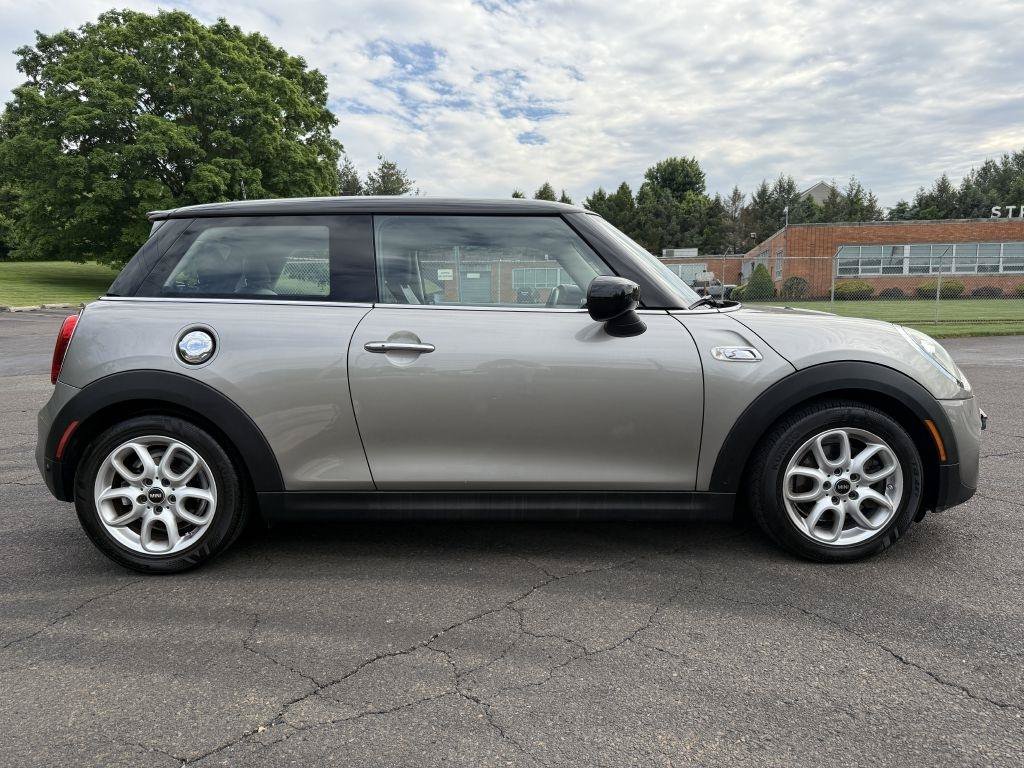 Used 2020 MINI Cooper S FWD image 8