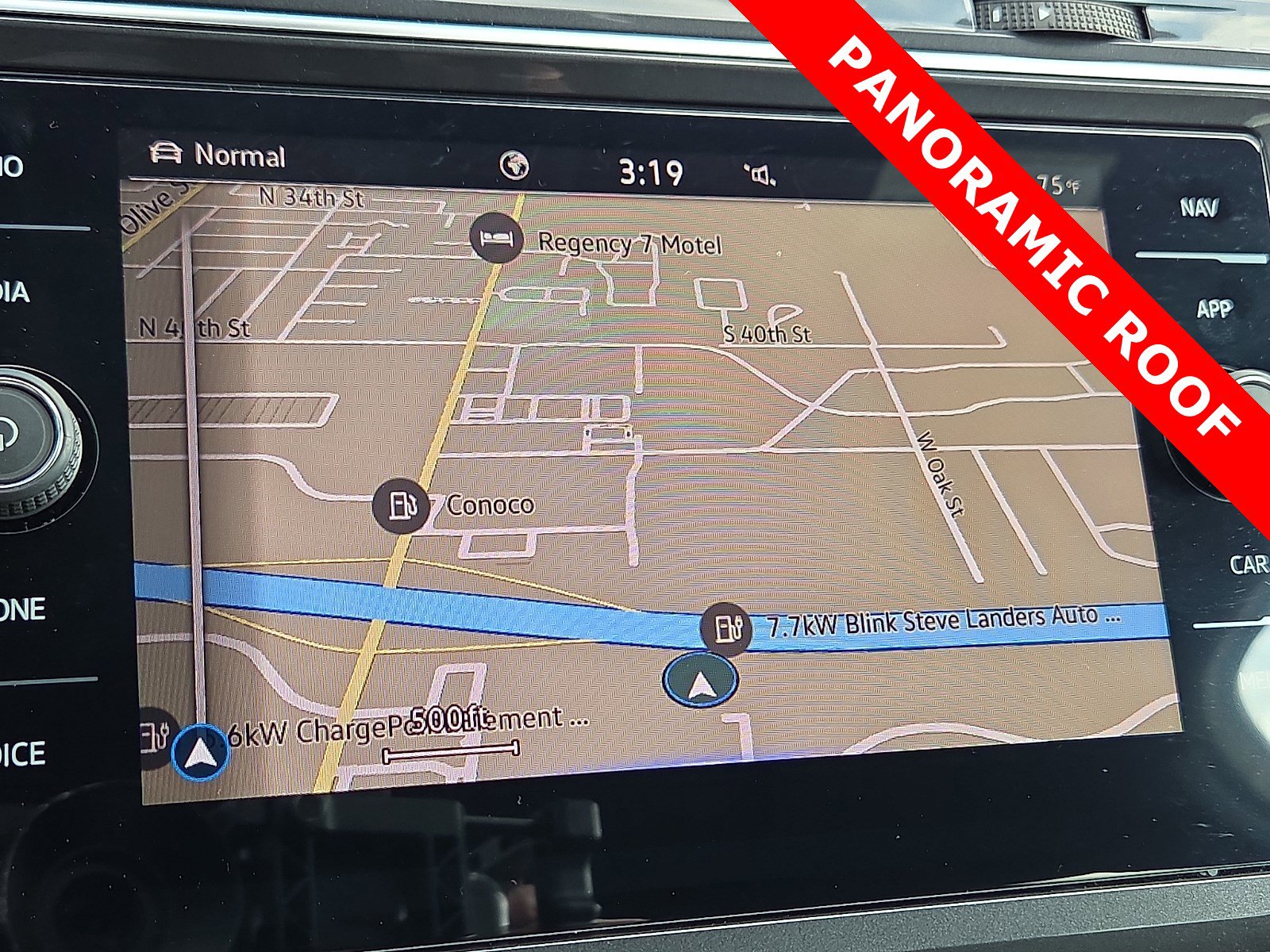 Used 2023 Volkswagen Tiguan SEL R-Line image 17