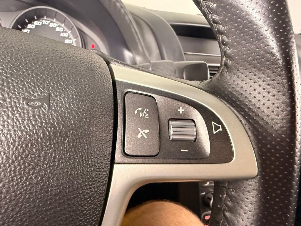 Used 2009 Pontiac G8 GT w/ Premium Package RWD image 29
