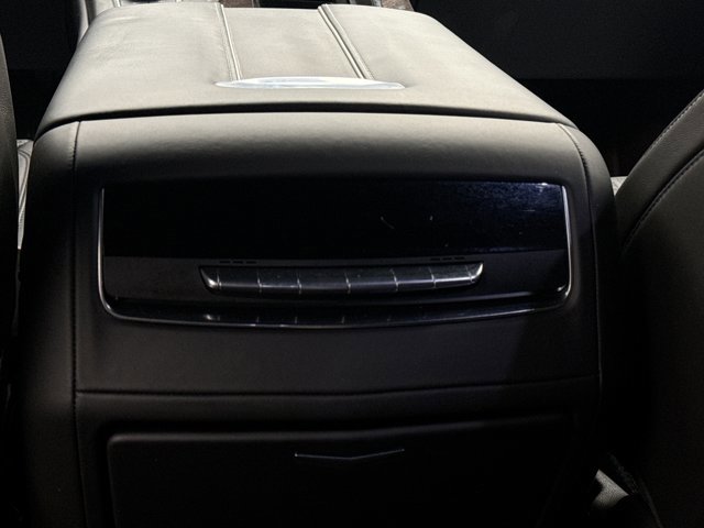 Used 2021 Cadillac Escalade Premium Luxury Platinum image 20