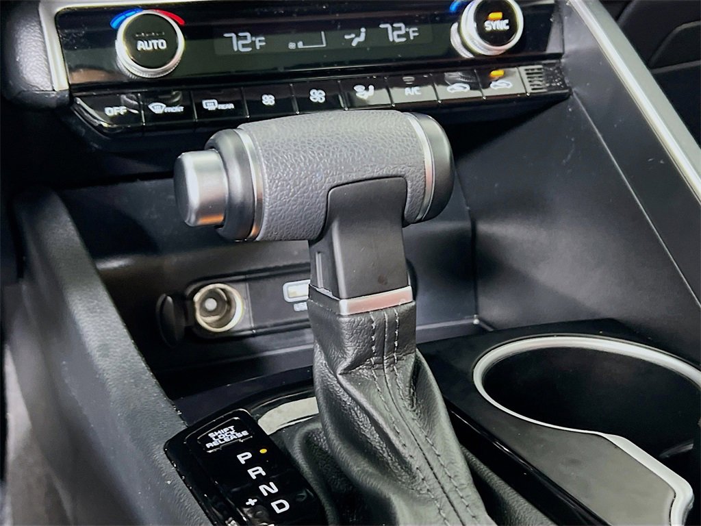 Used 2023 Kia K5 GT-Line image 10