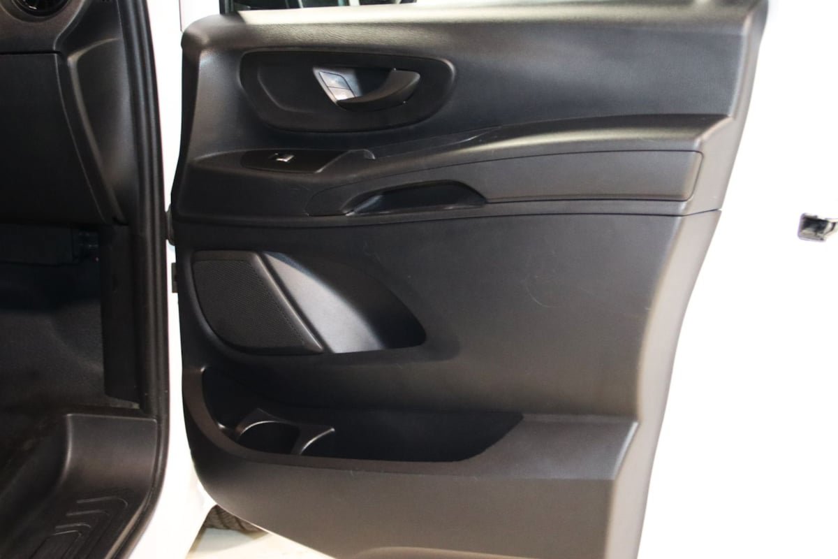 Used 2023 Mercedes-Benz Metris Passenger image 47