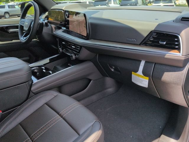 New 2026 Chevrolet Suburban High Country AWD/4WD image 32