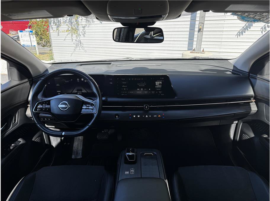 Used 2024 Nissan Ariya AWD image 19