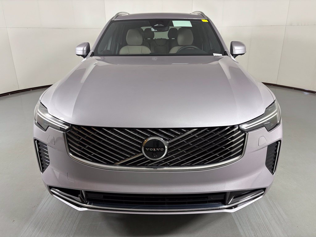 New 2026 Volvo XC90 T8 Plus w/ Protection Package Premier AWD/4WD image 3