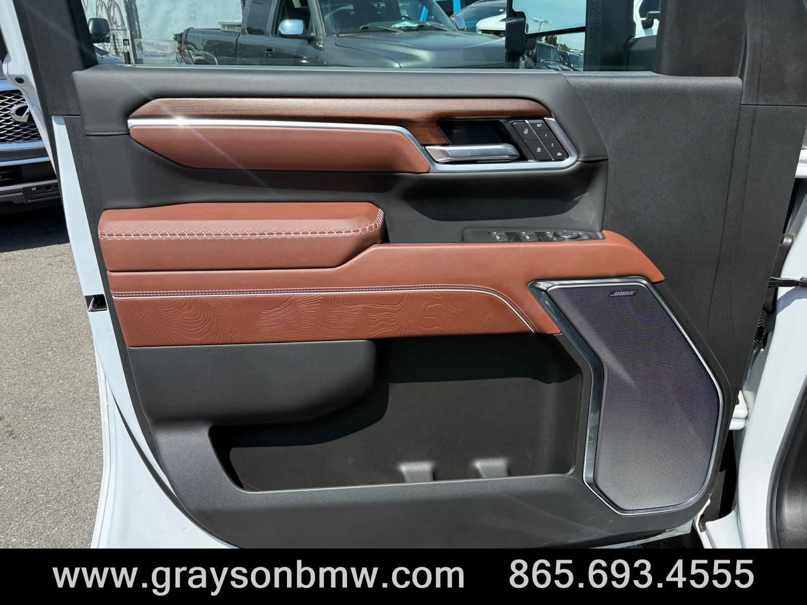 Used 2025 GMC Sierra 2500 Denali Ultimate AWD/4WD image 18