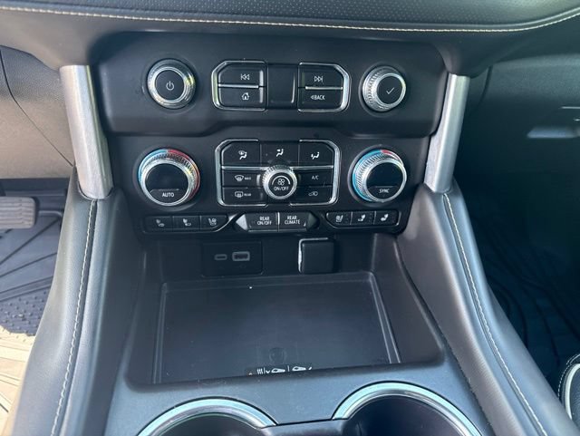 Used 2023 GMC Yukon SLT AWD/4WD image 22