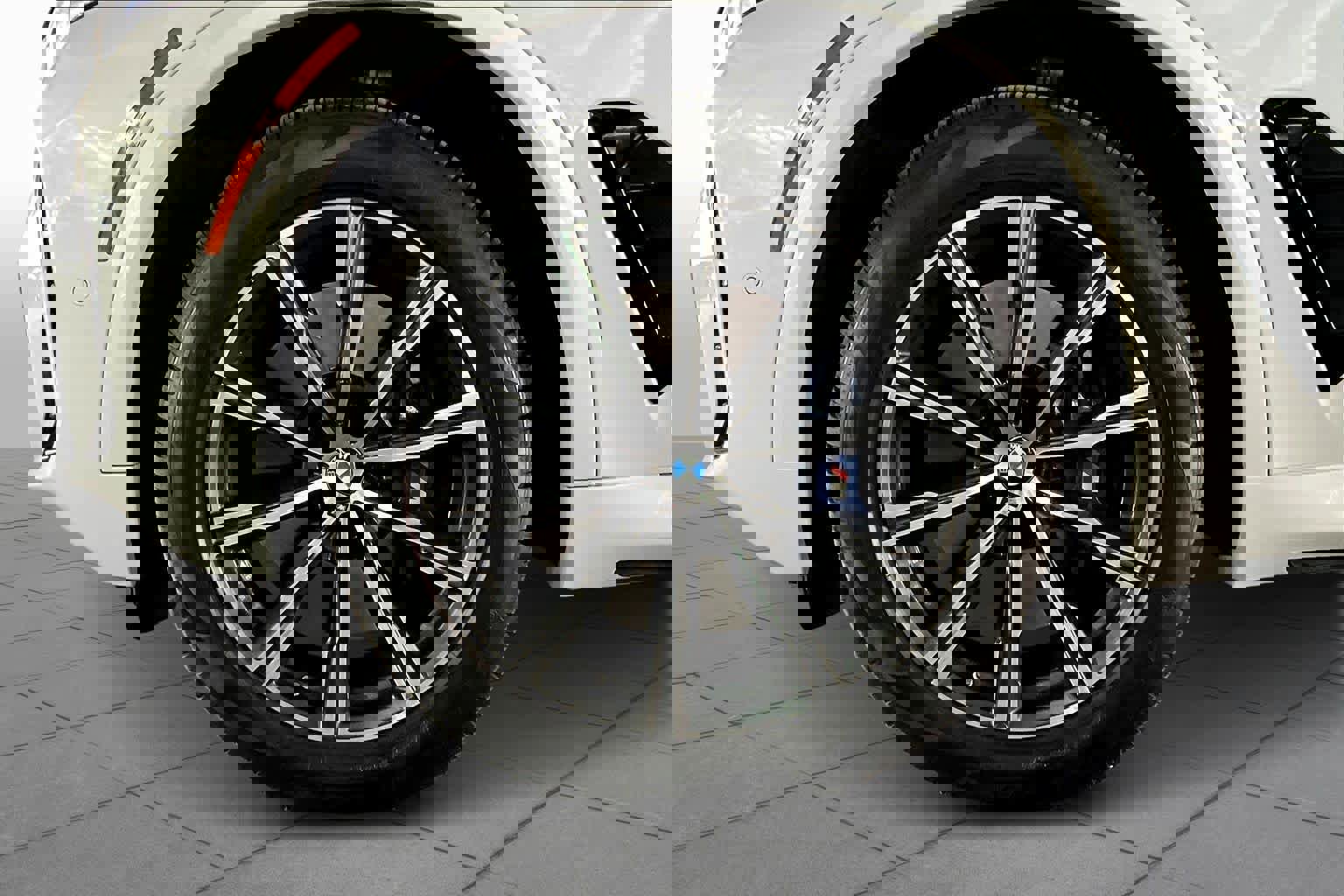 Certified 2026 BMW X5 M60i image 10