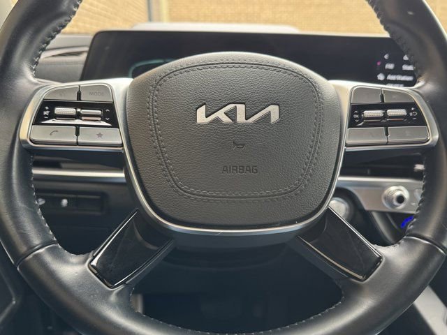 Used 2024 Kia Telluride LX FWD image 20