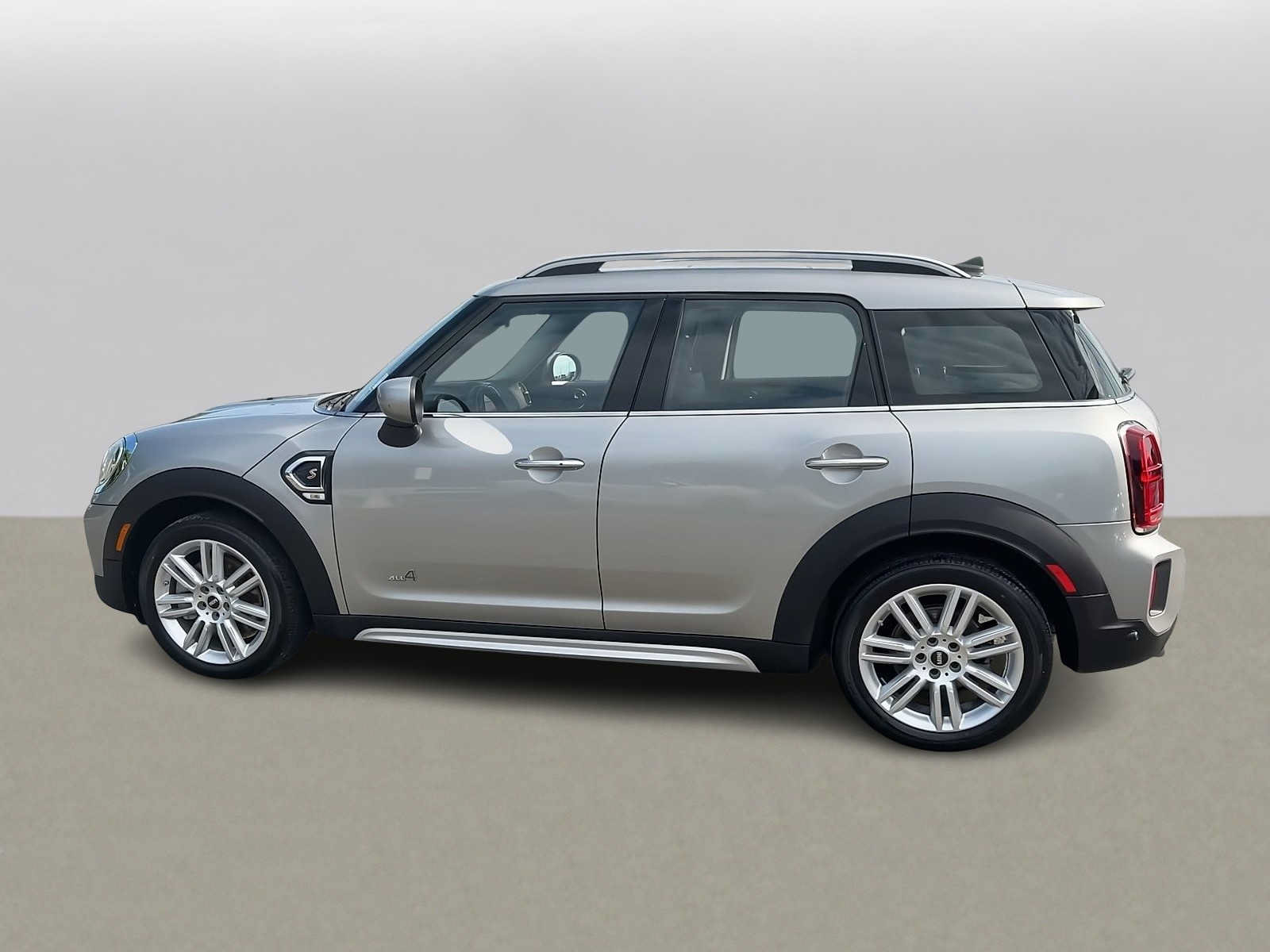 Used 2024 MINI Cooper Countryman S w/ Storage Package AWD/4WD image 5