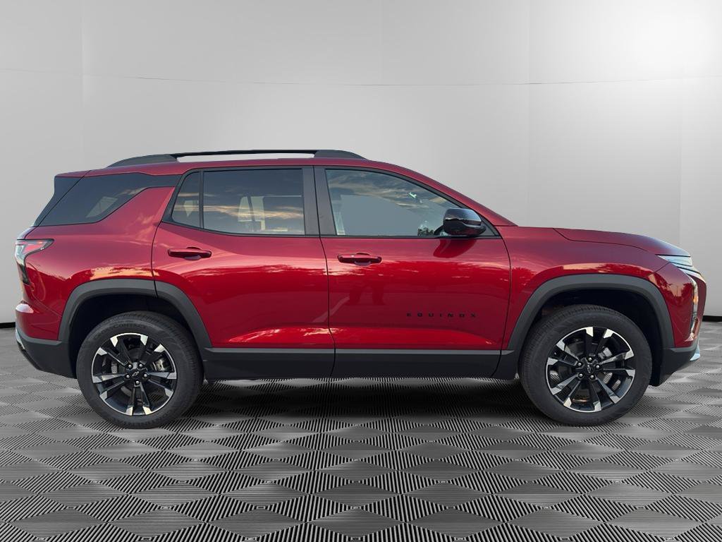 New 2027 Chevrolet Equinox RS w/ Safety and Technology Package FWD image 5