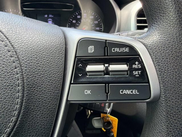 Used 2020 Kia Sorento LX FWD image 24