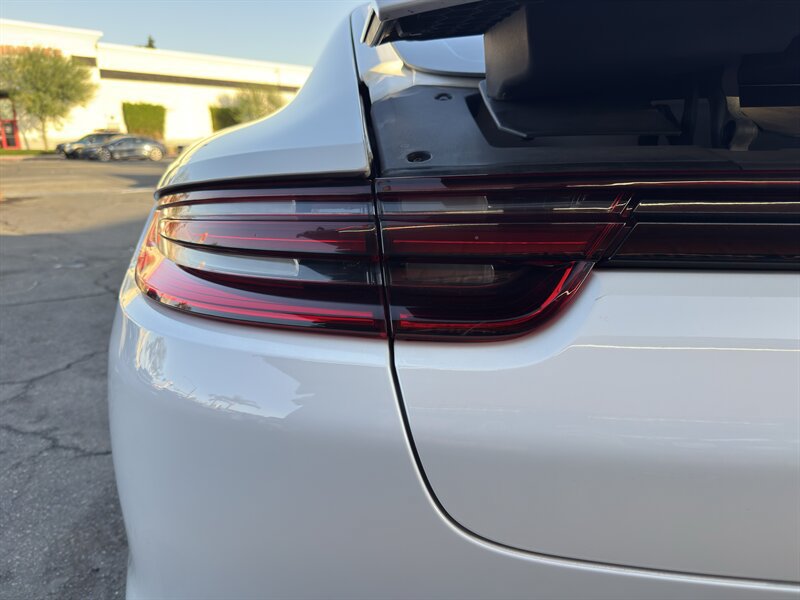 Used 2017 Porsche Panamera 4S AWD/4WD image 13