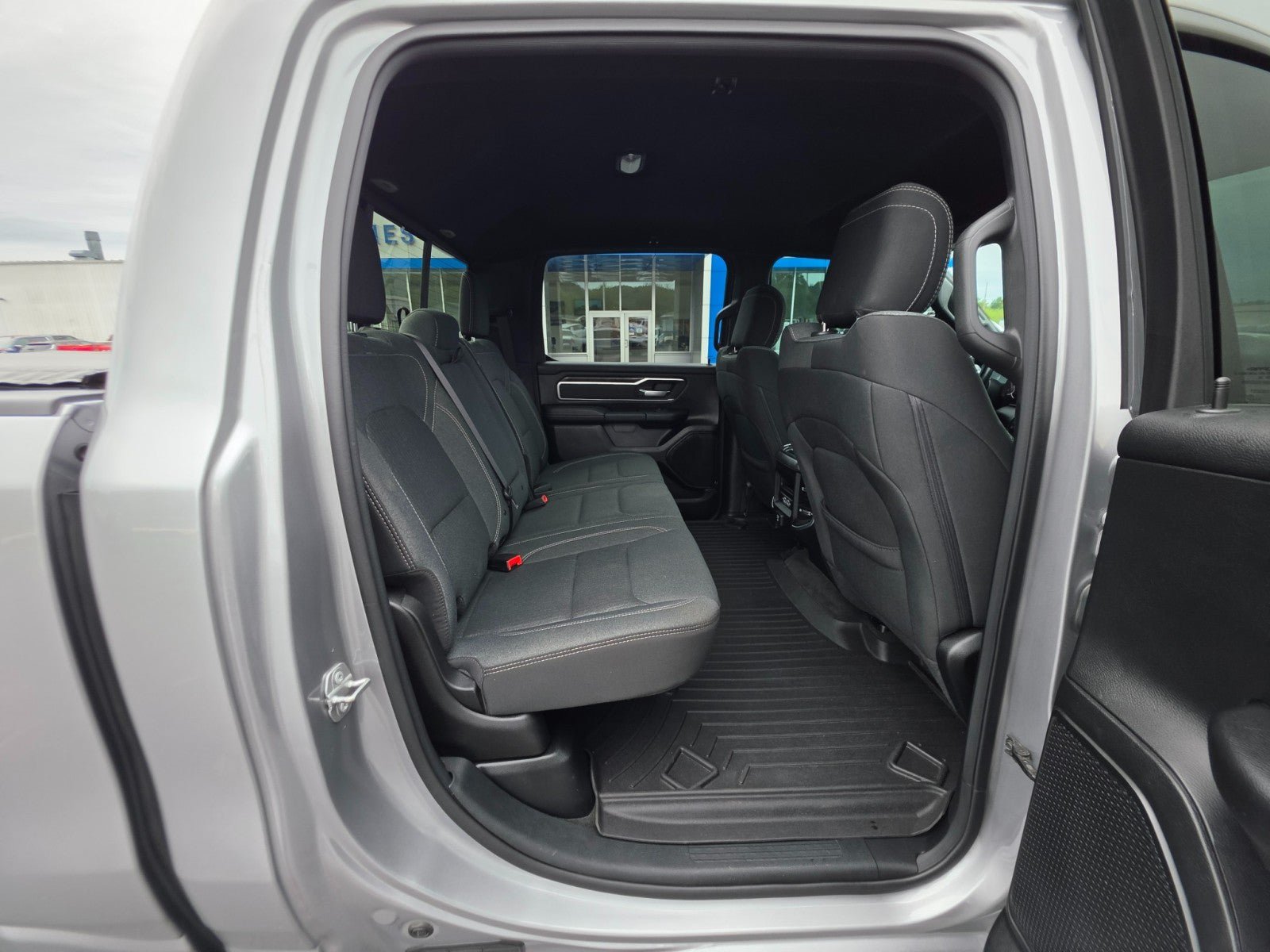 Used 2021 RAM 1500 Big Horn AWD/4WD image 17