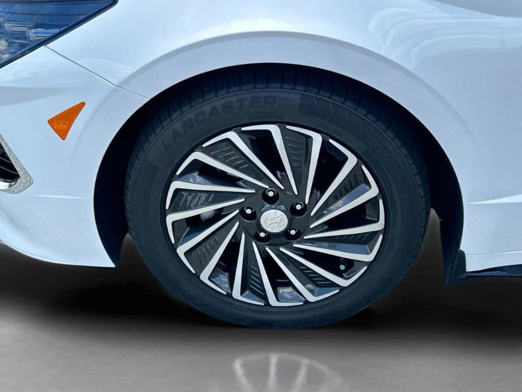 Used 2021 Hyundai Sonata Limited FWD image 38
