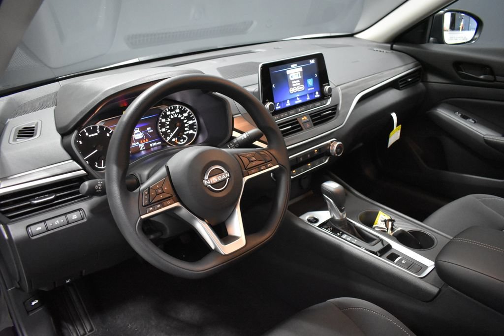 New 2026 Nissan Altima 2.5 SV AWD/4WD image 4