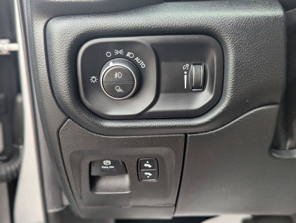 Used 2022 RAM 1500 Big Horn image 25