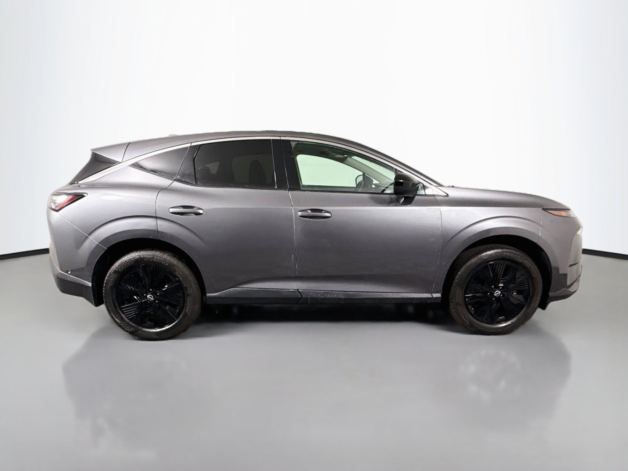 Used 2025 Nissan Murano SV AWD/4WD image 11