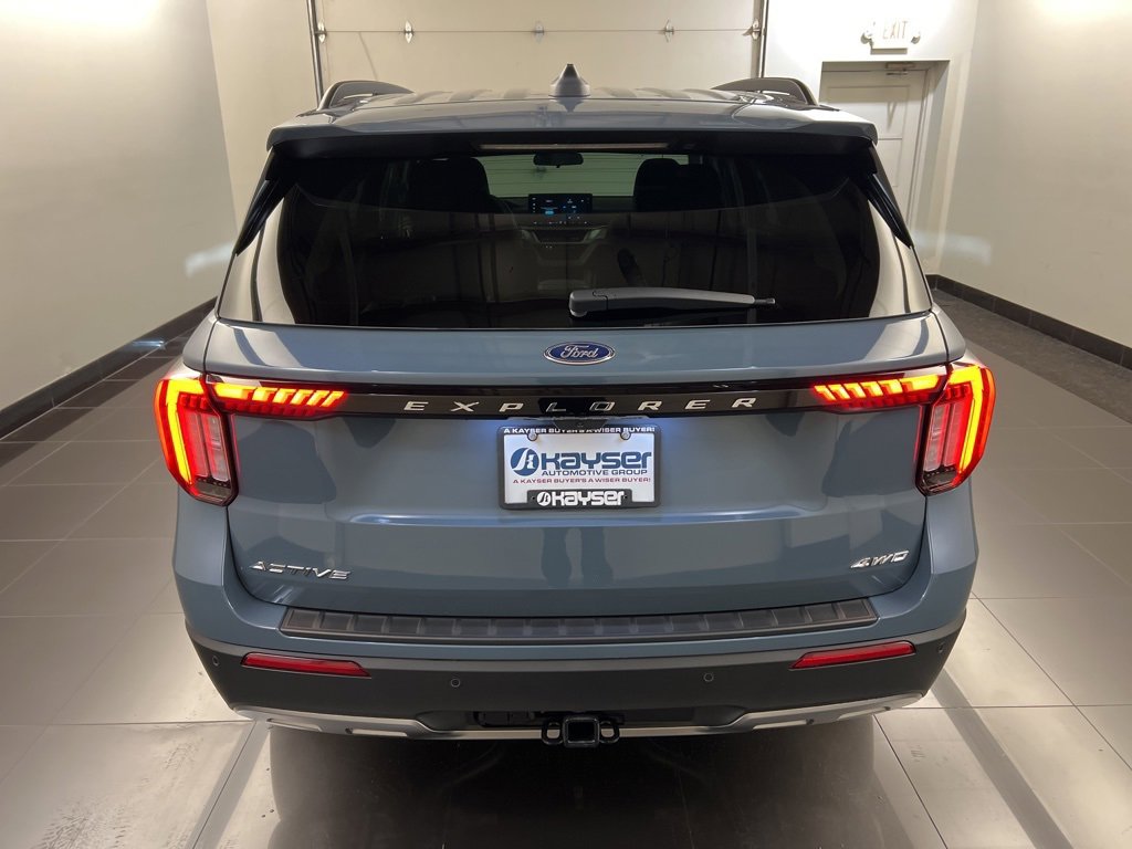 New 2026 Ford Explorer Active image 5
