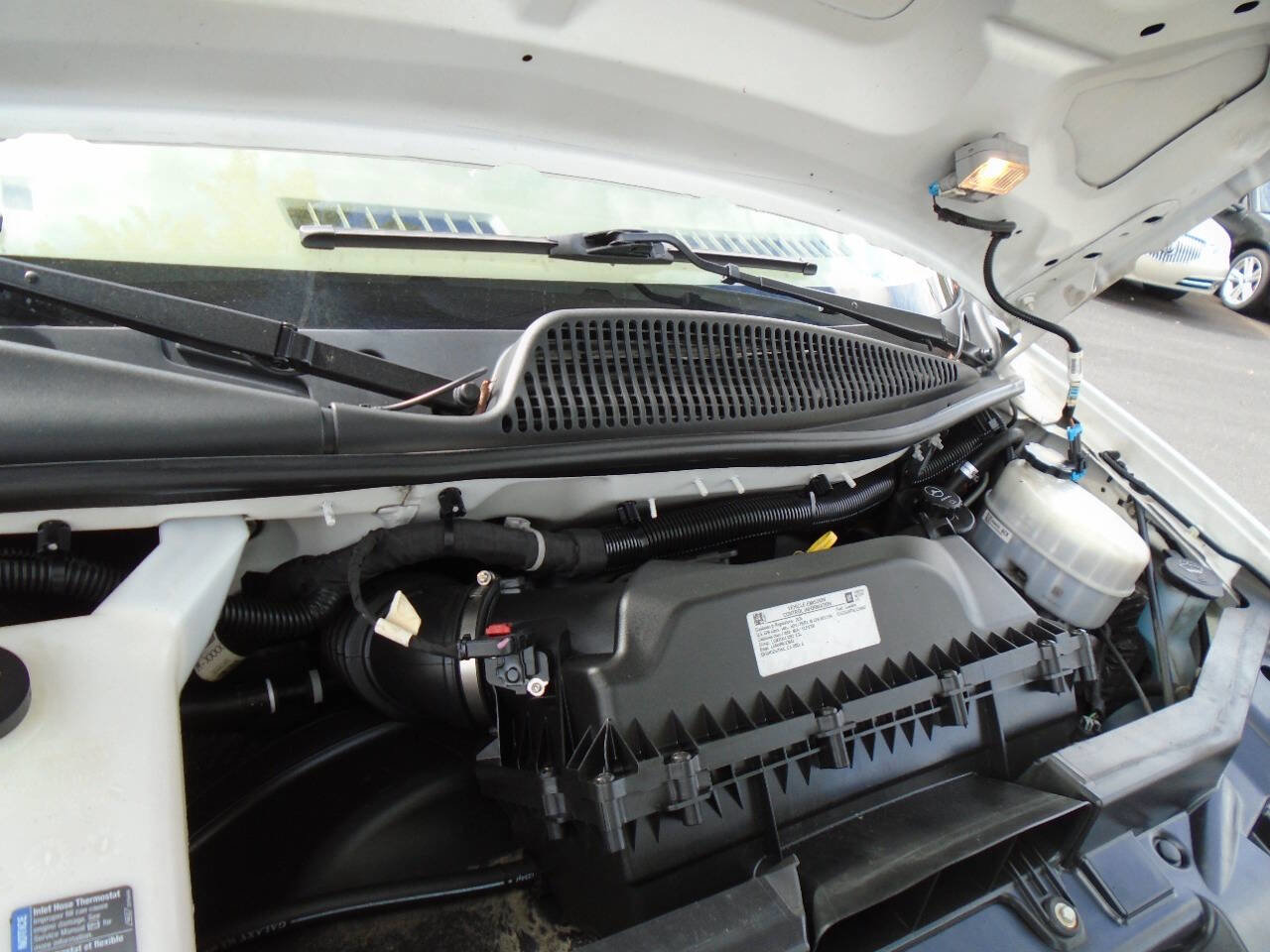 Used 2020 Chevrolet Express 3500 w/ Driver Convenience Package image 12