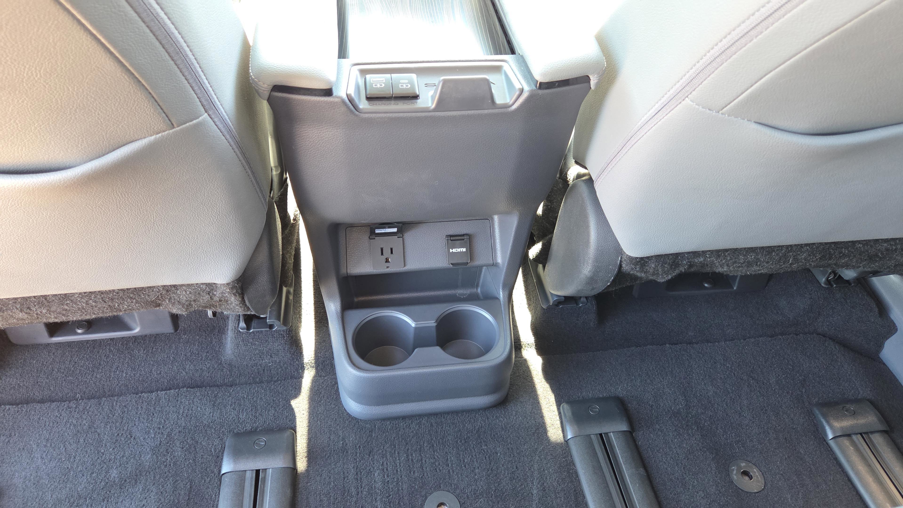 Certified 2023 Toyota Sienna Limited image 16