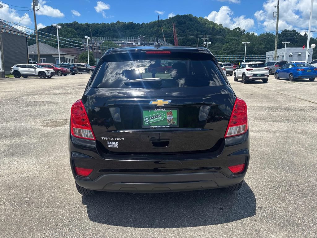 Used 2019 Chevrolet Trax LS w/ Tint and Cruise Package AWD/4WD image 4