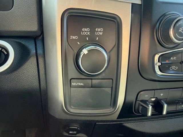 Used 2015 RAM 3500 Big Horn image 18