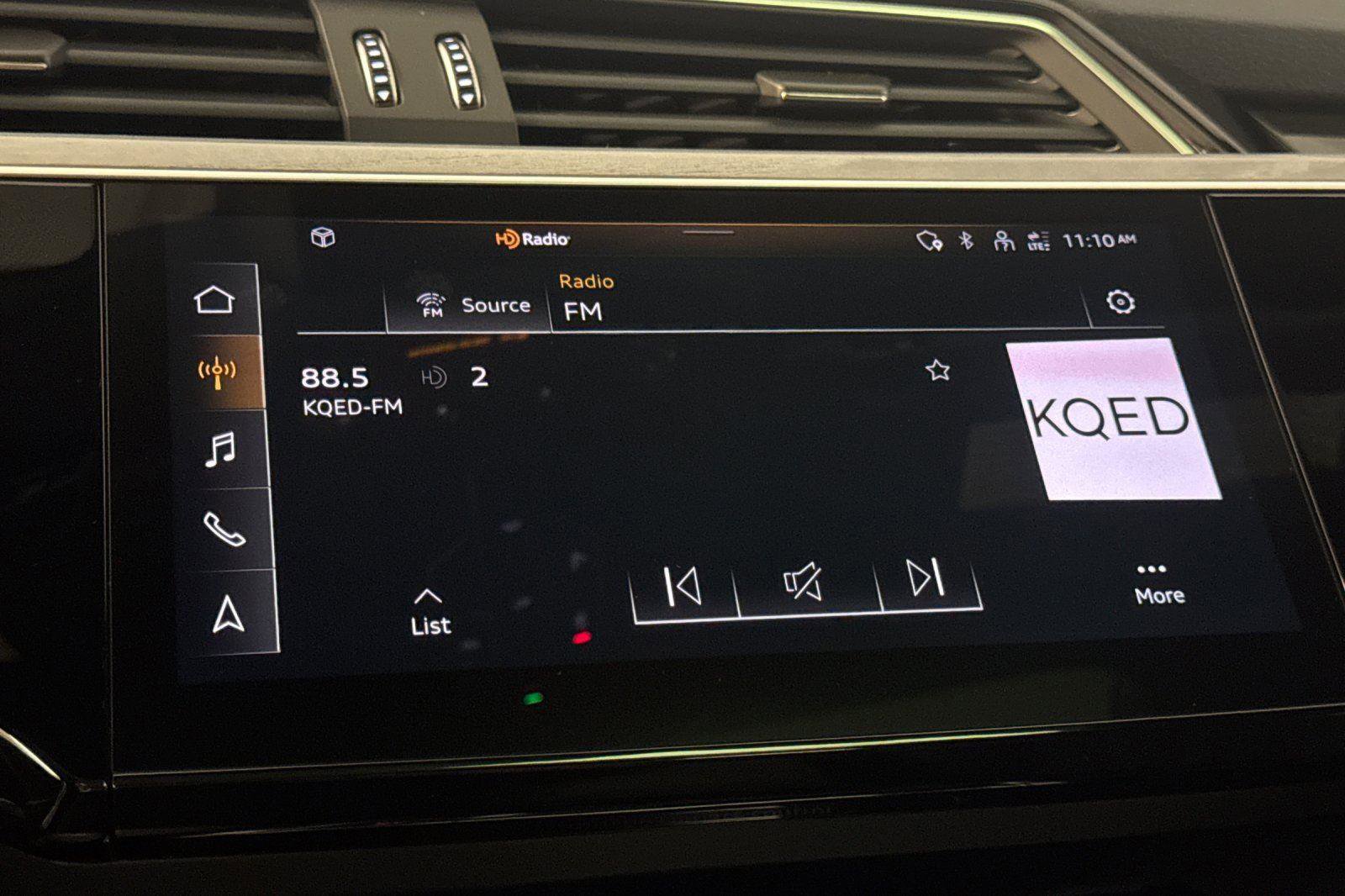 Certified 2023 Audi e-tron Premium Plus w/ Premium Plus Package image 18