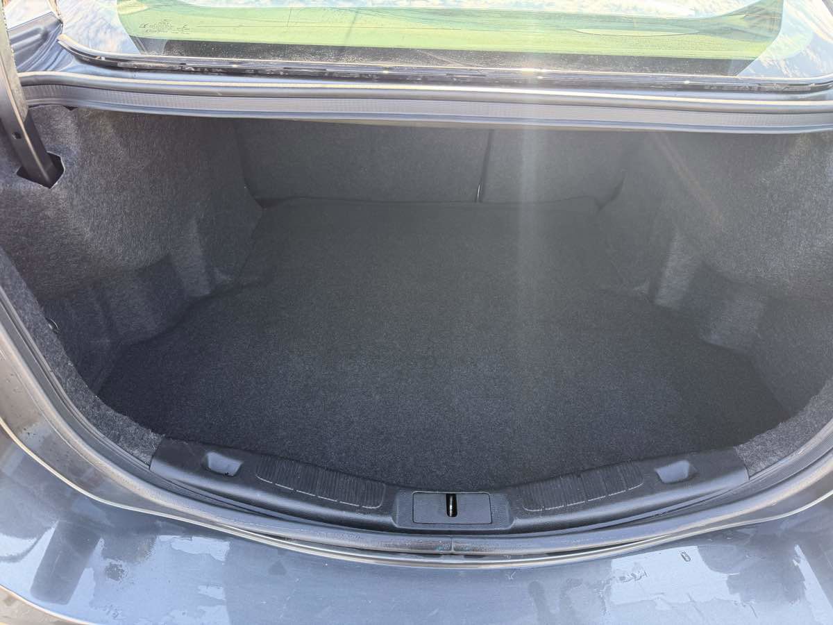 Used 2018 Ford Fusion SE w/ Fusion SE Technology Package image 22