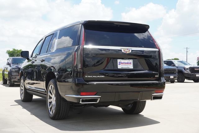 Used 2024 Cadillac Escalade ESV Premium Luxury Platinum image 6